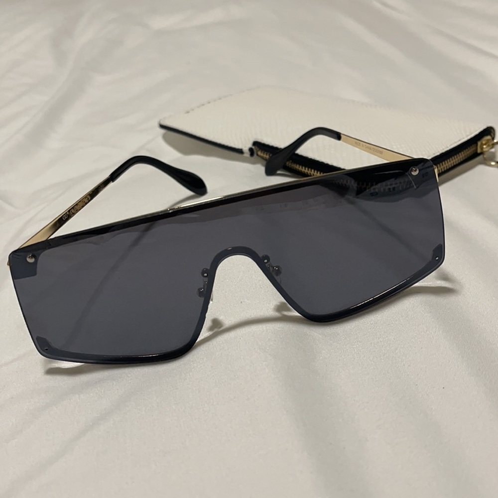 Quay Sunglasses